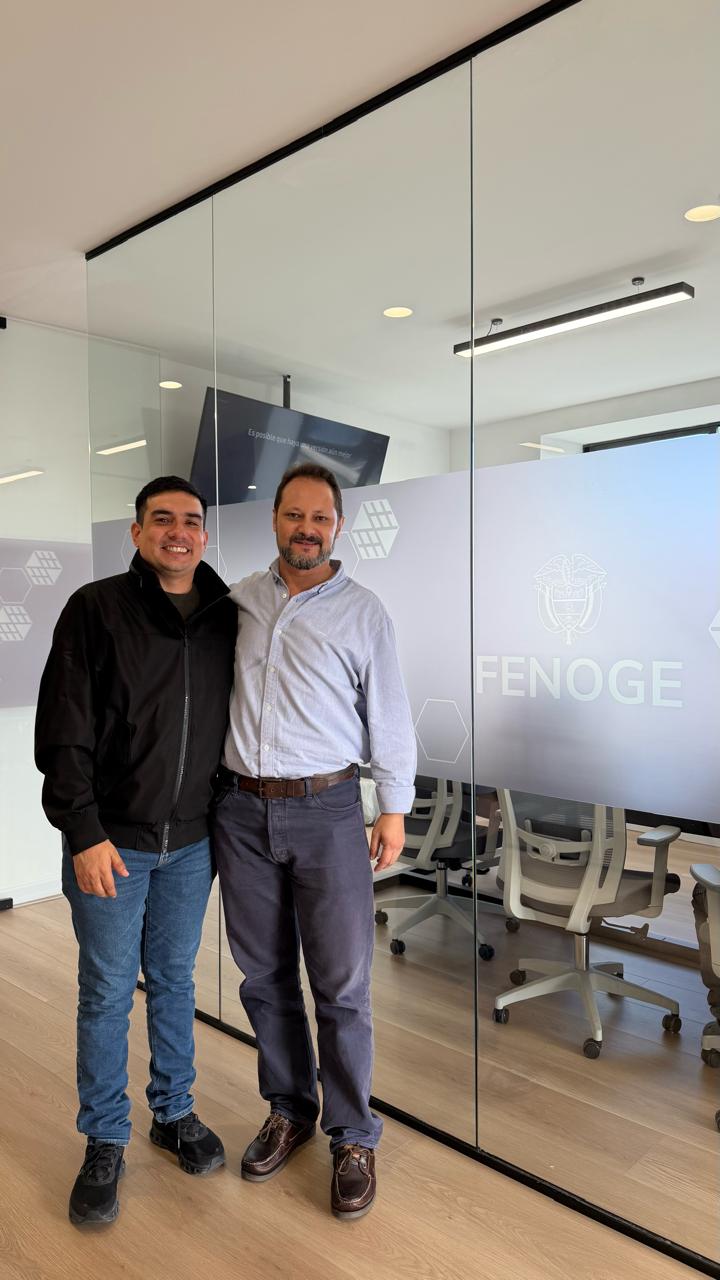 Agente especial de Emdupar gestiona apoyo y financiación de páneles solares 