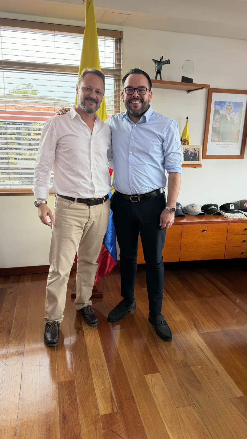 En reunión con Min Minas, Emdupar avenza en eficiencia energética 